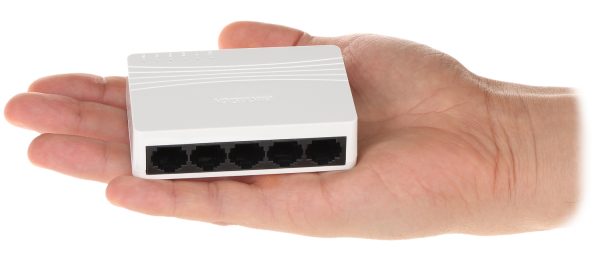 4 Port Fast Ethernet Switch